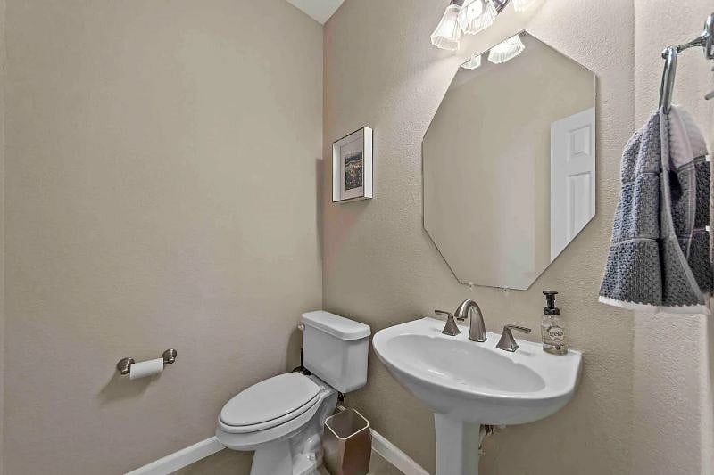 Furnished Finder property 600586_1 photo 17