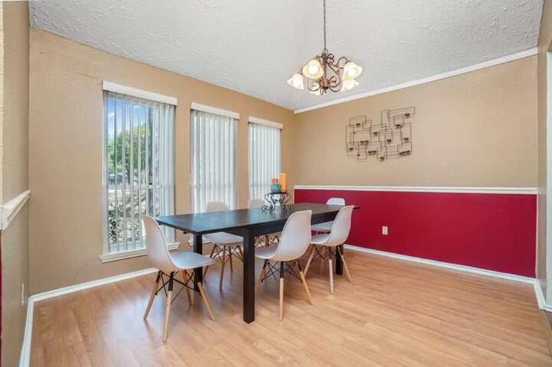 Furnished Finder property 600605_1 photo 6
