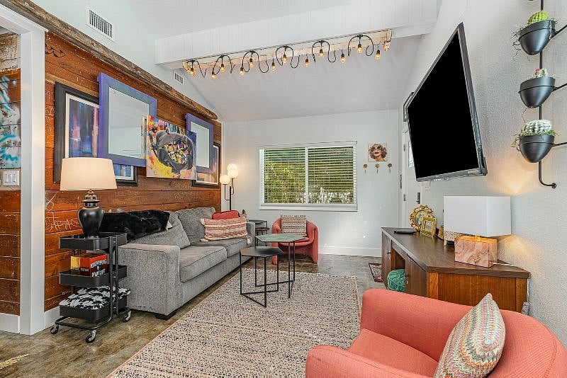 Furnished Finder property 600652_1 photo 20