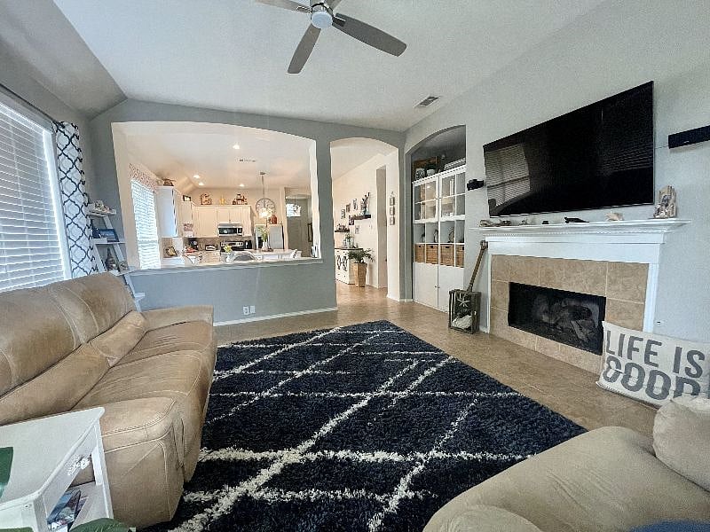 Furnished Finder property 600667_1 photo 7