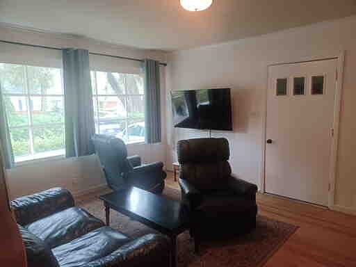 Furnished Finder property 600671_1 photo 2