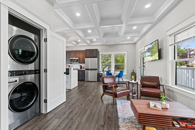 Furnished Finder property 600677_1 photo 28