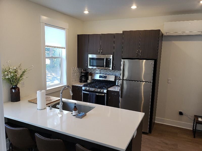 Furnished Finder property 600706_1 photo 3