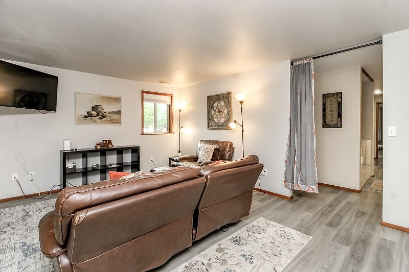 Furnished Finder property 600750_1 photo 16