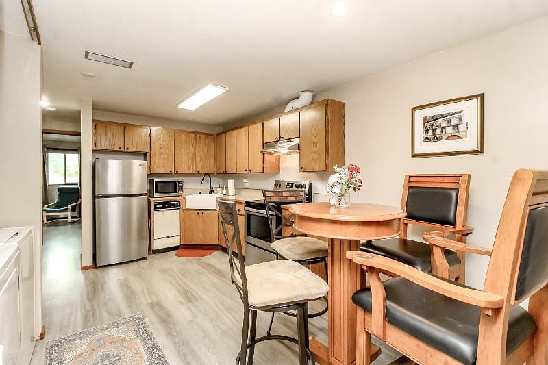 Furnished Finder property 600750_1 photo 30