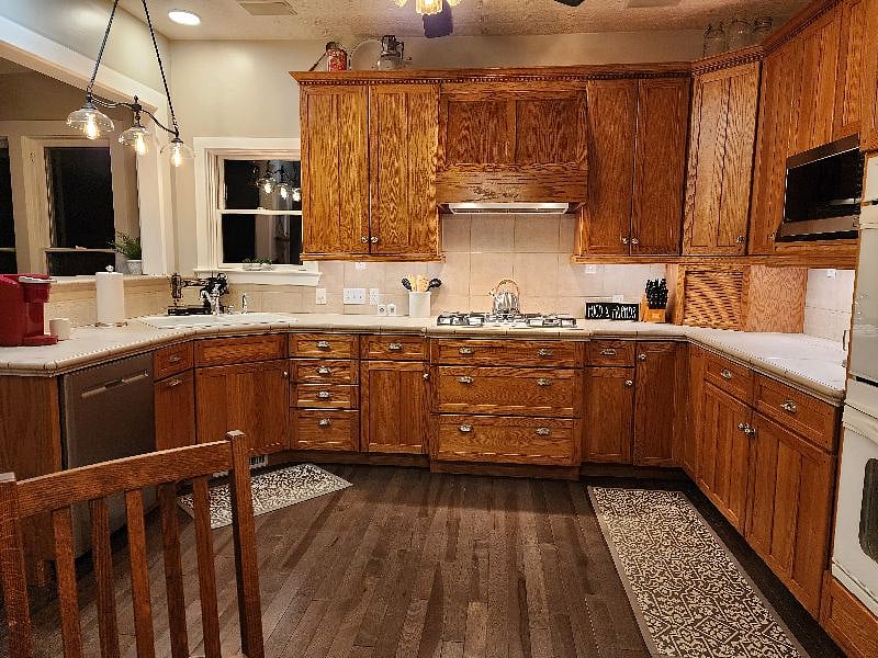 Furnished Finder property 600761_1 photo 7