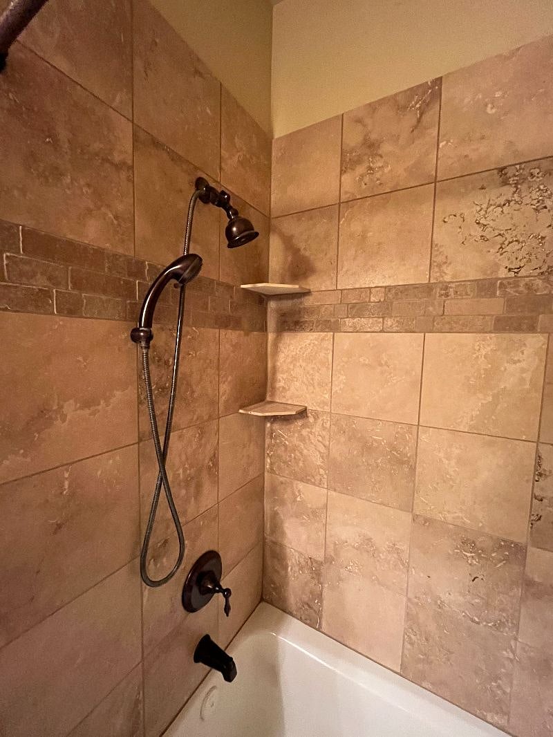 Furnished Finder property 600807_1 photo 8