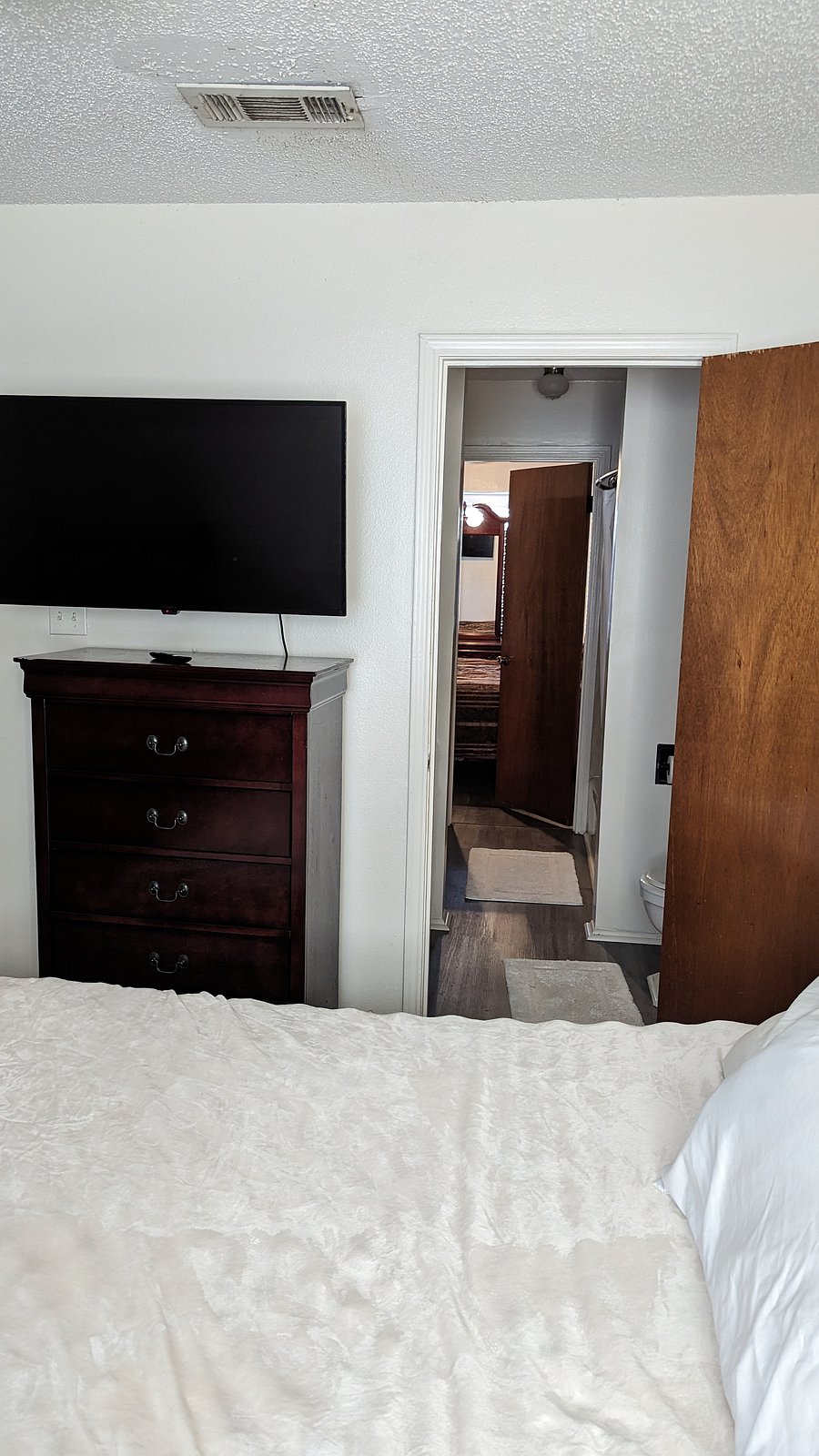 Furnished Finder property 600816_1 photo 13