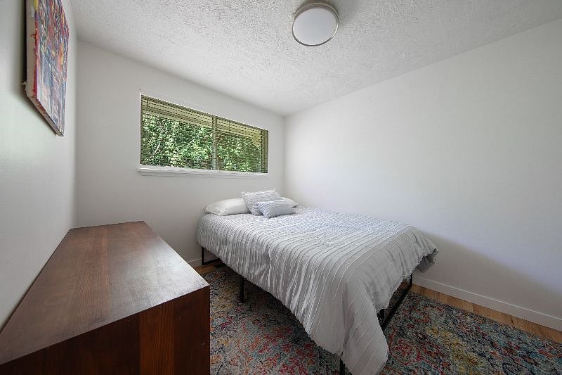 Furnished Finder property 600819_1 photo 12
