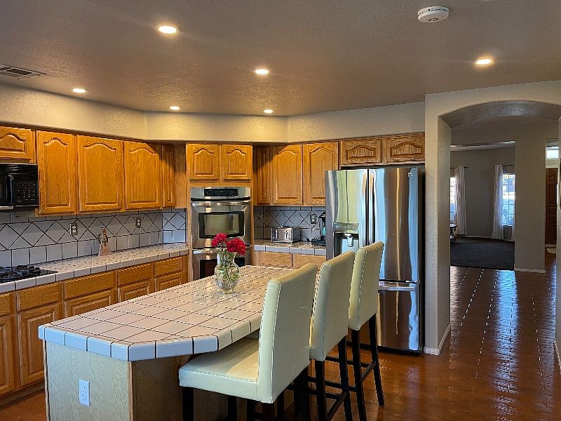 Furnished Finder property 600836_1 photo 13