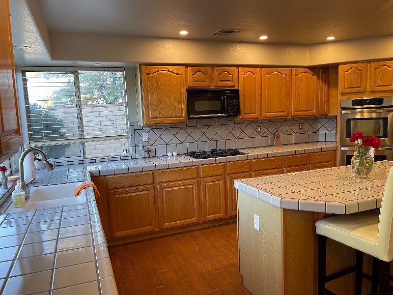 Furnished Finder property 600836_1 photo 15