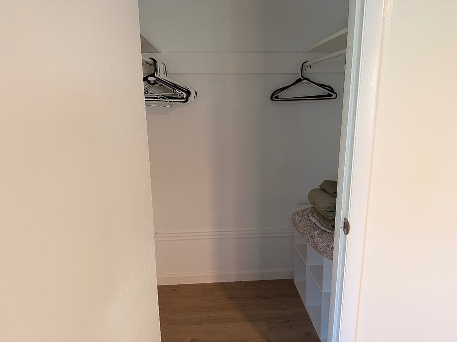 Furnished Finder property 600840_1 photo 17