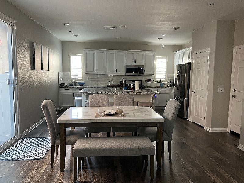 Furnished Finder property 600850_1 photo 5