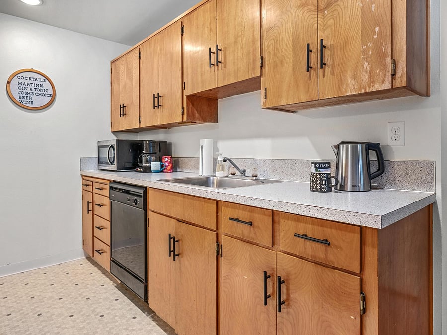 Furnished Finder property 600869_1 photo 17