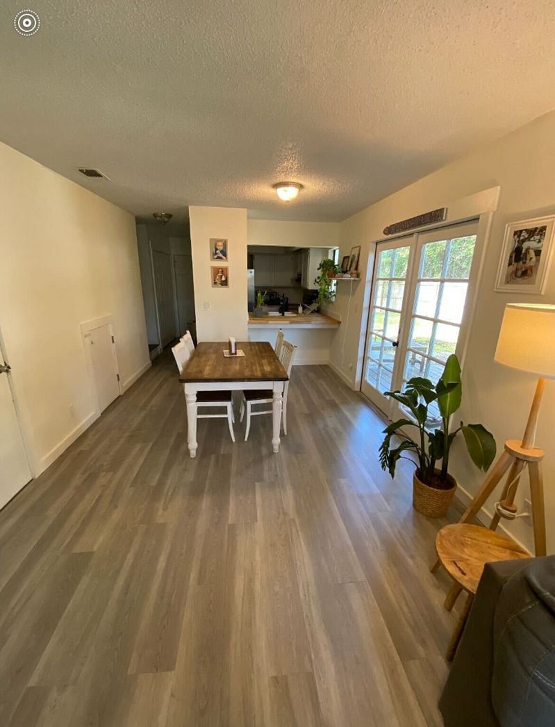 Furnished Finder property 600882_1 photo 6