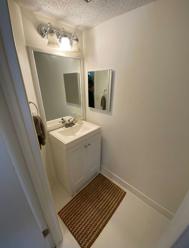 Furnished Finder property 600882_1 photo 8