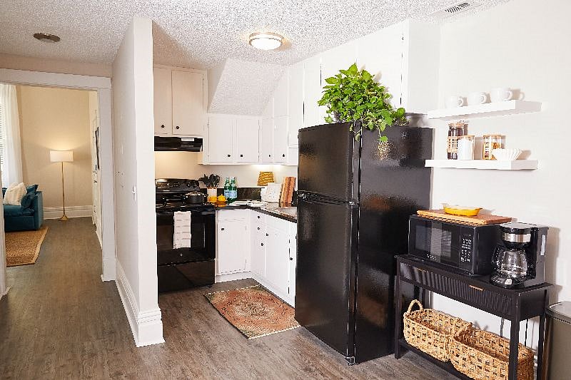 Furnished Finder property 600920_1 photo 25