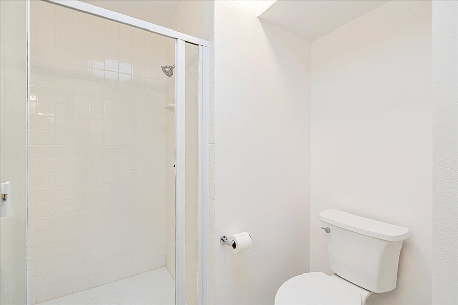 Furnished Finder property 600949_1 photo 17