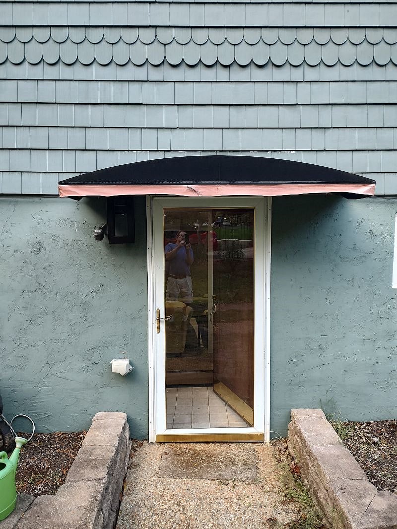 Entry with motion sensor lights
