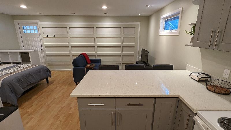 Furnished Finder property 600979_1 photo 8