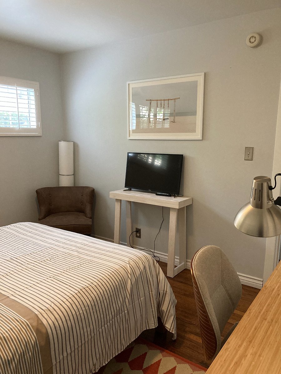 Furnished Finder property 600981_1 photo 18