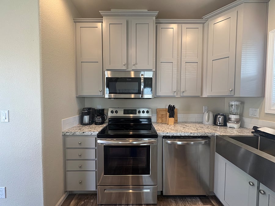 Furnished Finder property 600989_1 photo 3