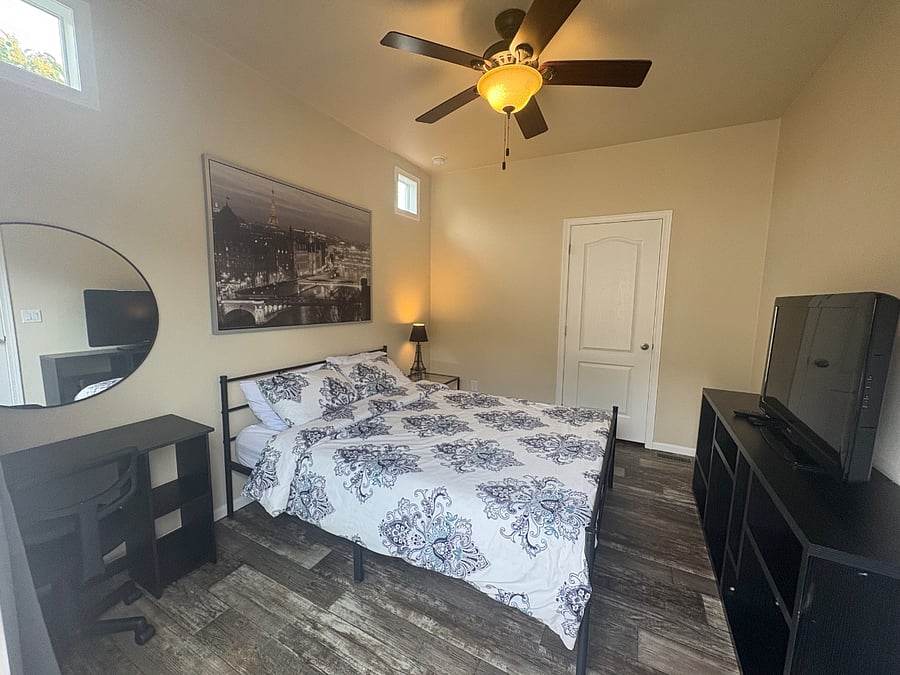 Furnished Finder property 600989_1 photo 11
