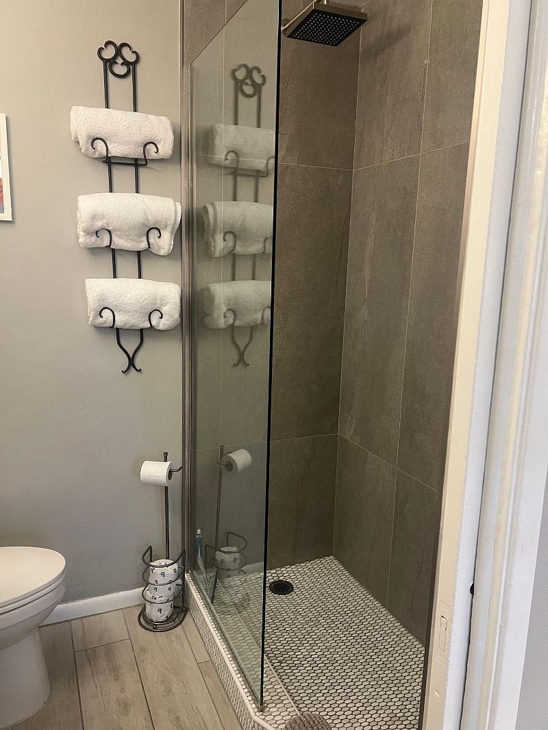 Walk in shower