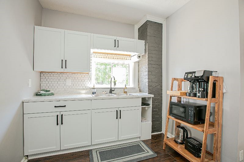 Furnished Finder property 601018_1 photo 18