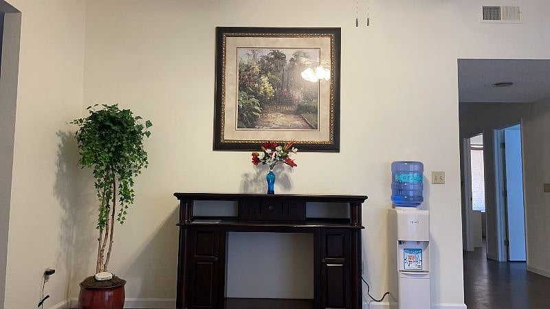 Furnished Finder property 601024_1 photo 8