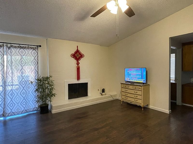 Furnished Finder property 601024_2 photo 17