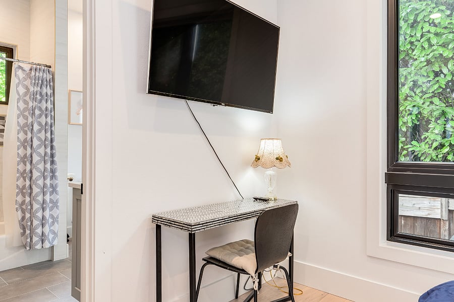 Furnished Finder property 601027_1 photo 45