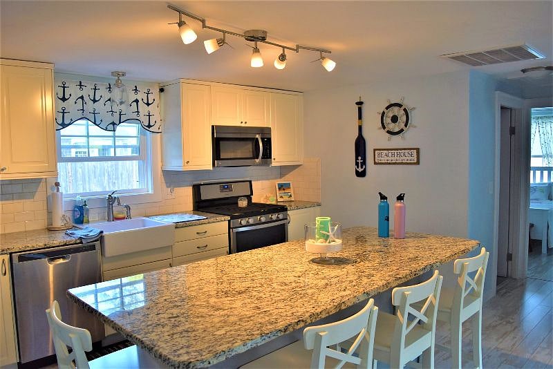 Furnished Finder property 601045_1 photo 3