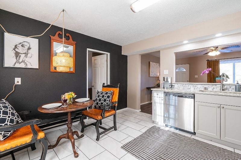 Furnished Finder property 601080_1 photo 10