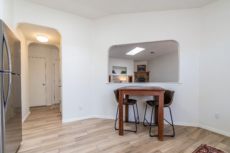 Furnished Finder property 601119_1 photo 7