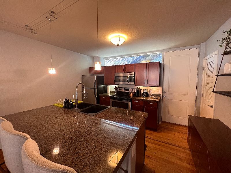 Furnished Finder property 601121_1 photo 4