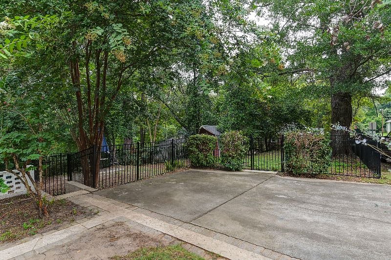 Furnished Finder property 601142_1 photo 3