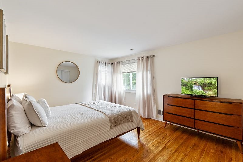 Furnished Finder property 601161_1 photo 14
