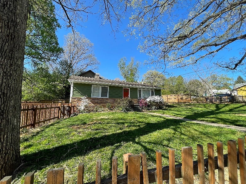Furnished Finder property 601182_1 photo 9