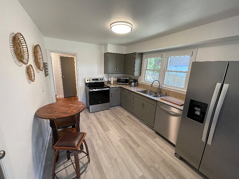 Full kitchen with new appliances