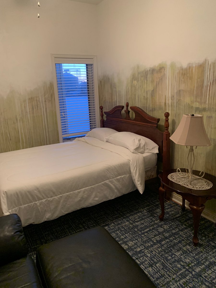 Furnished Finder property 601189_1 photo 8
