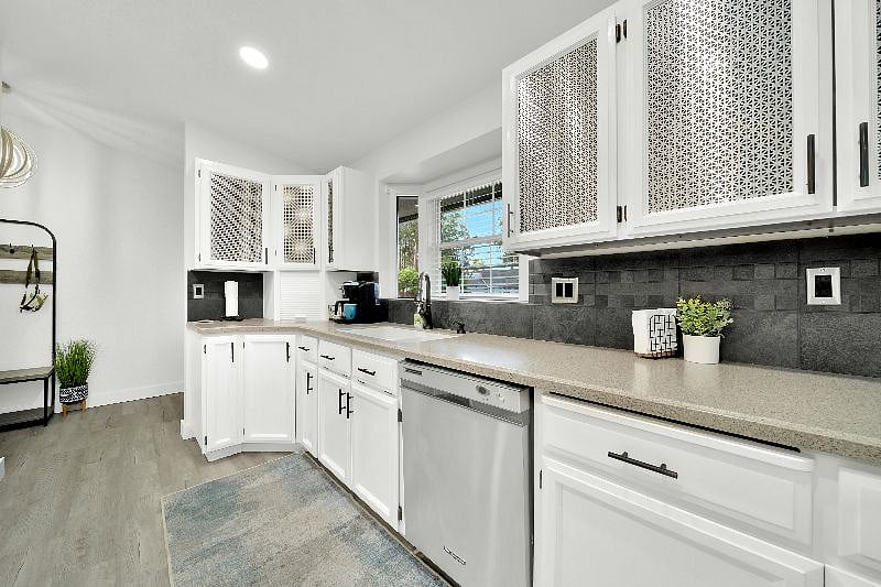 Furnished Finder property 601222_1 photo 6