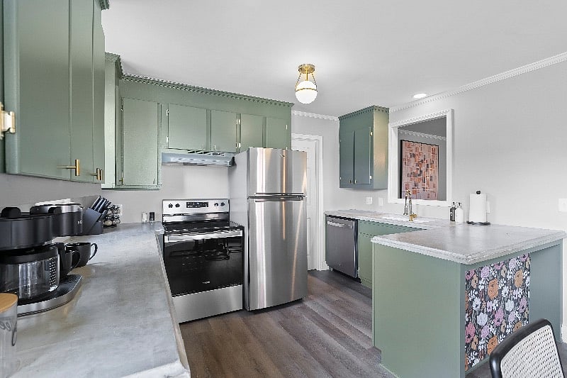 Furnished Finder property 601231_1 photo 3