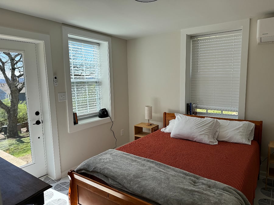 Furnished Finder property 601235_1 photo 9