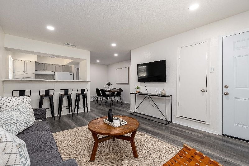 Furnished Finder property 601240_1 photo 9
