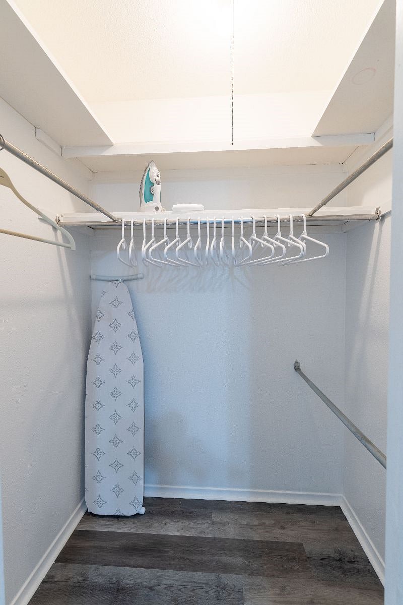 Master Bedroom - closet