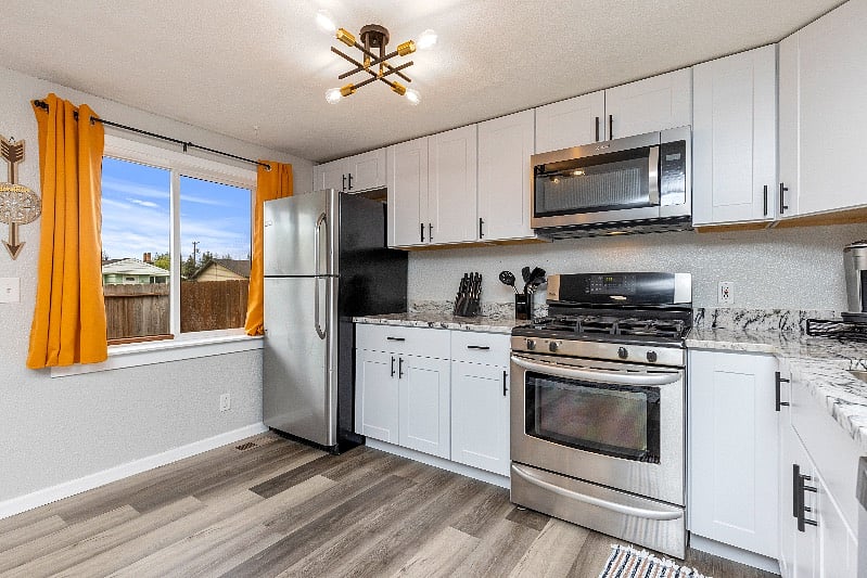 Furnished Finder property 601260_1 photo 16
