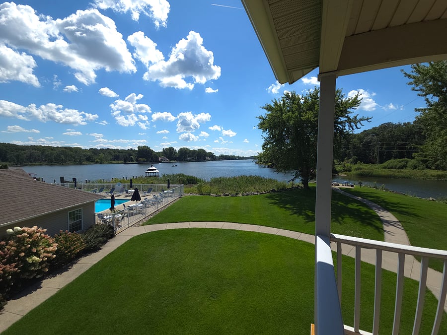 Furnished Finder property 601282_1 photo 3