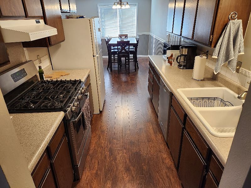 Furnished Finder property 601301_1 photo 8