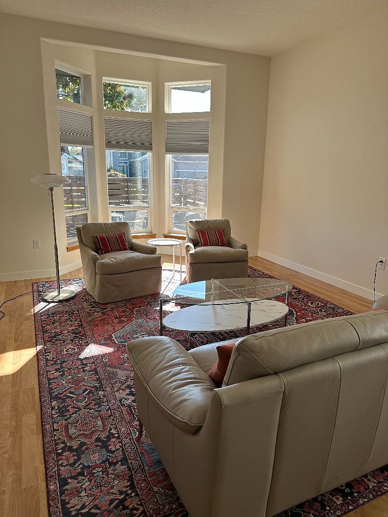 Furnished Finder property 601338_1 photo 3